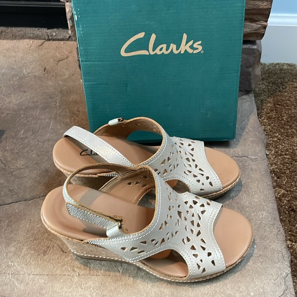 🔥Clarks🔥 - Picture 1 of 10